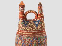 VO Ker 32  VO Ker 32, Marokko, Rabat, Letztes Viertel 19. Jahrhundert, Flasche, Ton, H. 35 cm, Dm 19 cm : Museumsfoto: Claus Cordes, Bestandskatalog Ethnologie